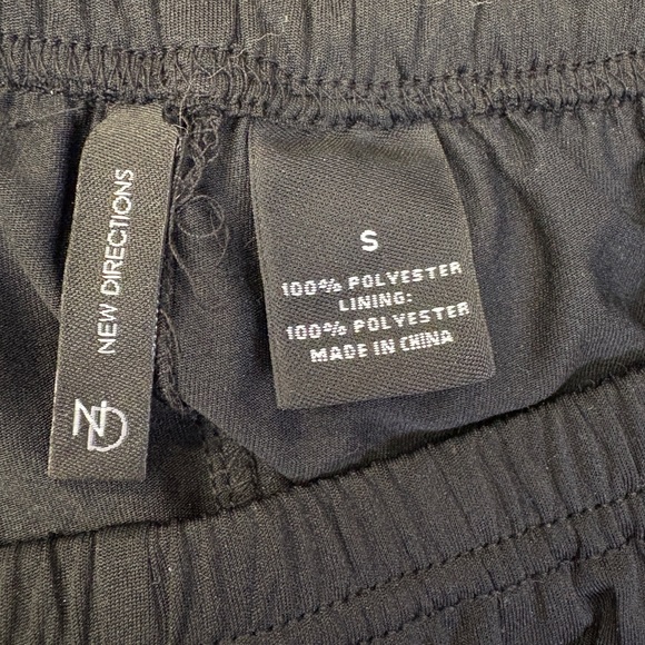 NWT New Directions Skirt Krinkled Pleated Flowy Black Elastic Waist Small - Picture 7 of 11